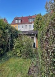 Grundstuck_mit_Schuppen